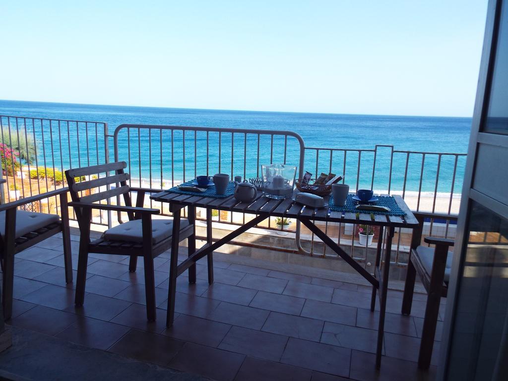 Taormina Holidays Residence Forza dʼAgro Екстериор снимка